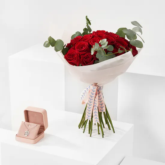 Floward Letter N Silver Necklace | Delight Roses