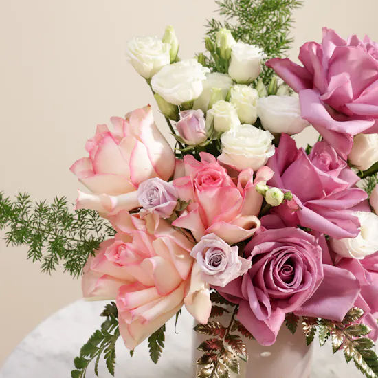 Pure Affection Flowers Vase