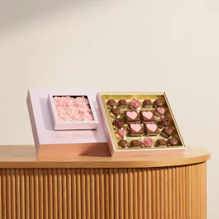 صندوق شوكولاتة و كارنيشن مميز من بستاني