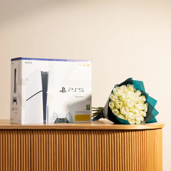 Sony PlayStation 5 White Slim Disc Version | Moonlight Beauty Rose Bouquet