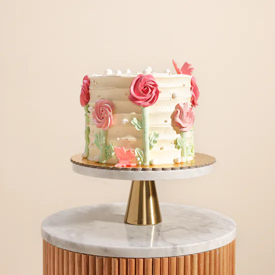 Floward Rose Cake | Dreamy Rose Bag