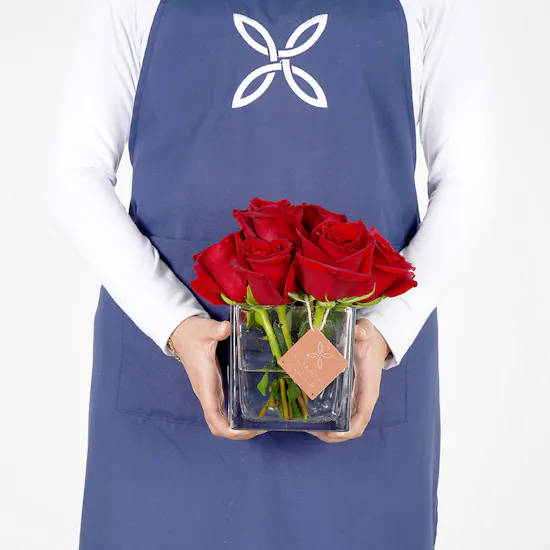 10 Red Roses | Square Vase