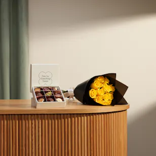 Floward Small Mix Chocolate Box | Sunshine Beauty Flowers