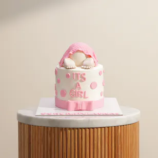Floward It’s a Girl Cake