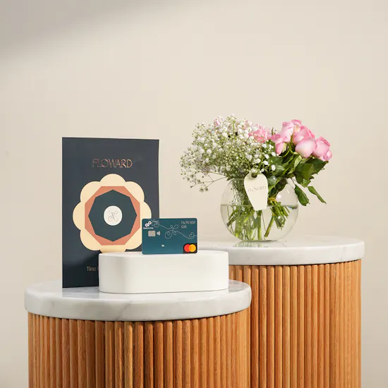 Floward Card 50 USD | Daydream Garden Flower Vase