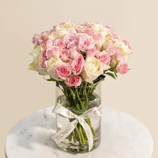 Majestic Beauty Roses Vase