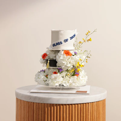 Millesaveurs Graduation Cake | Delight Flowers Millesaveurs Graduation Cake | Delight Flowers