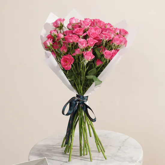 LaurGifts Sweet Coconut Spa Gift Box | Royal Flower Bouquet