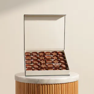 Floward Mix Medium Chocolate Box