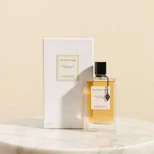 عطر بريسيوس عود من فان كليف اند اربلز75 مل