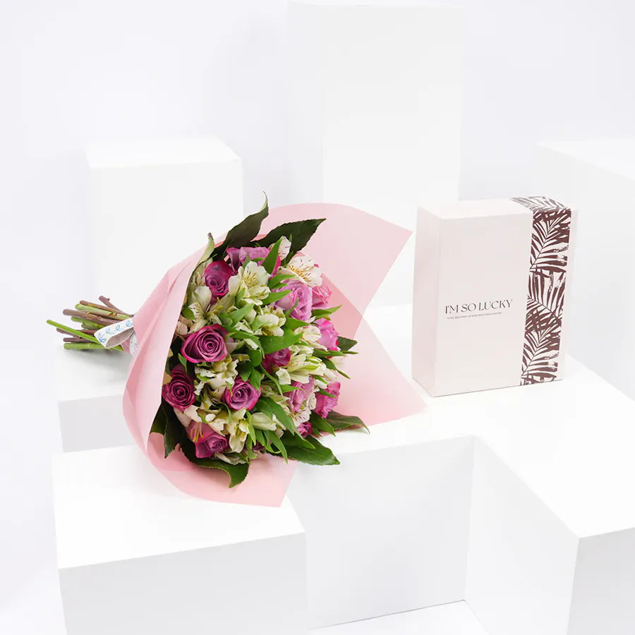 The Face Shop Beyond Total Recovery Set with Flowers Bouquet 5