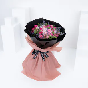Blooming Galaxy | Alluring Large Floral Hand Bouquet 