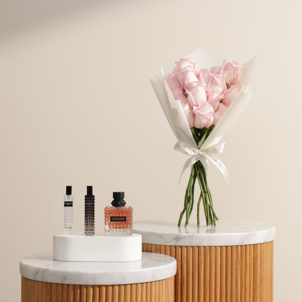 مجموعة هدايا عطر بورن إن روما دونا من فالنتينو | زهور الهمسات الرقيقة