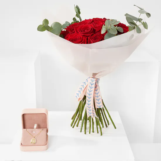 Floward Letter W Necklace | Red Roses