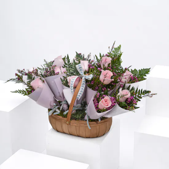 Soft Flower Favors Basket