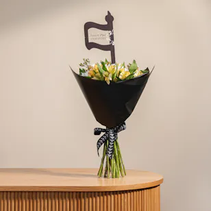 Elegant Founding Day Bouquet Elegant Founding Day Bouquet