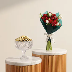 Floward Golden Chocolate Glass Bonbonniere | Elegant Flower Bouquet