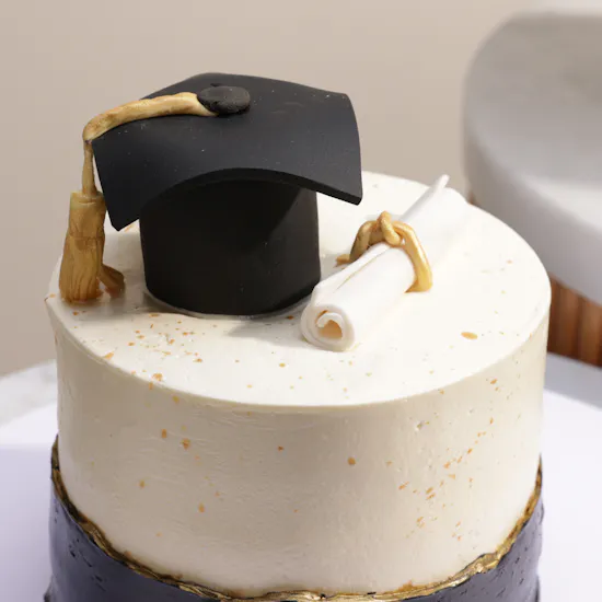 Sweetylicious Graduation Korean Cake | Blossoming Blooms