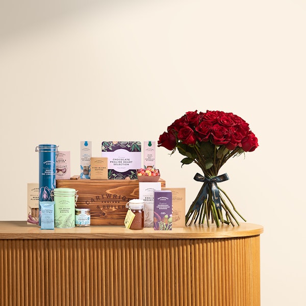Cartwright & Butler The Swaledale Hamper | Love Roses Bouquet ♡
