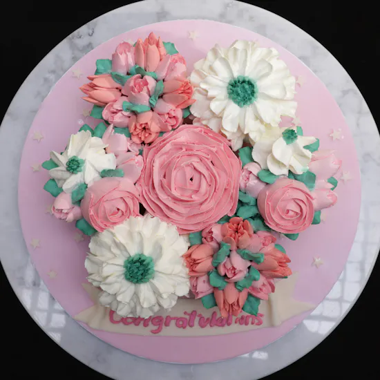 Floward Congrats Floral Cupcakes