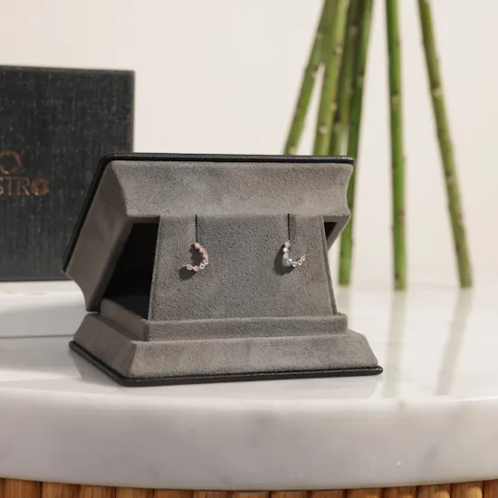 Lustro Stellarosa Diamond Earrings | Stunning Flower Bouquet