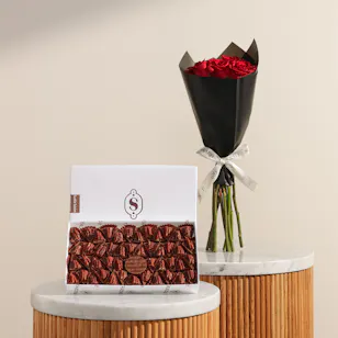 Soucolat Turtle Tablet Chocolate Box | Cheerful Indulgence Flower Soucolat Turtle Tablet Chocolate Box | Cheerful Indulgence Flower
