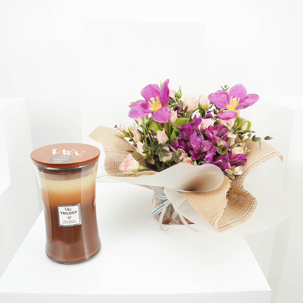 WoodWick Café Sweets Large Trilogy Candle | Delicate Flowers