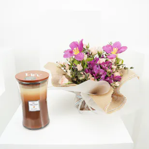 WoodWick Café Sweets Large Trilogy Candle | Delicate Flowers WoodWick Café Sweets Large Trilogy Candle | Delicate Flowers