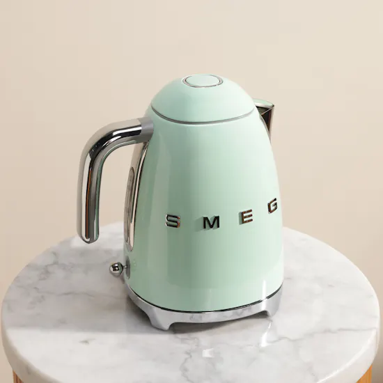 Smeg Retro Style Electric Pastel Green Kettle | 1.7 Liter