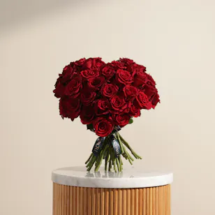 Classic Red Rose Heart Bouquet Classic Red Rose Heart Bouquet
