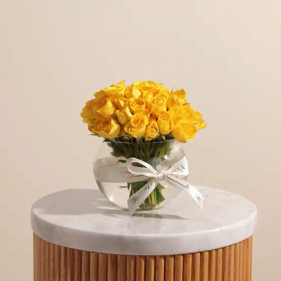 Yellow Baby Roses Vase | 18 Flowers