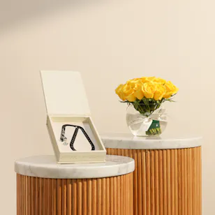 Floward Rosary | Golden Flowers Vase Floward Rosary | Golden Flowers Vase
