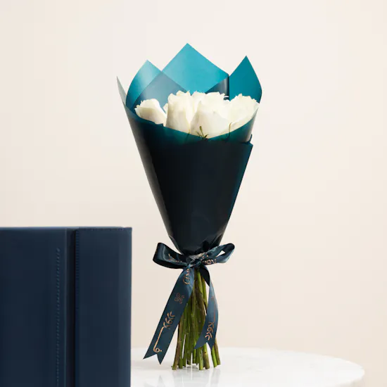 Atom Navy Pro Notebook | Stunning Flowers