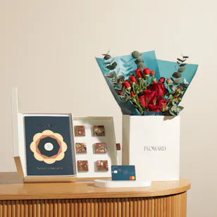 Floward 50 BHD Card and Chocolate Box | Sweet Sparkling Flower