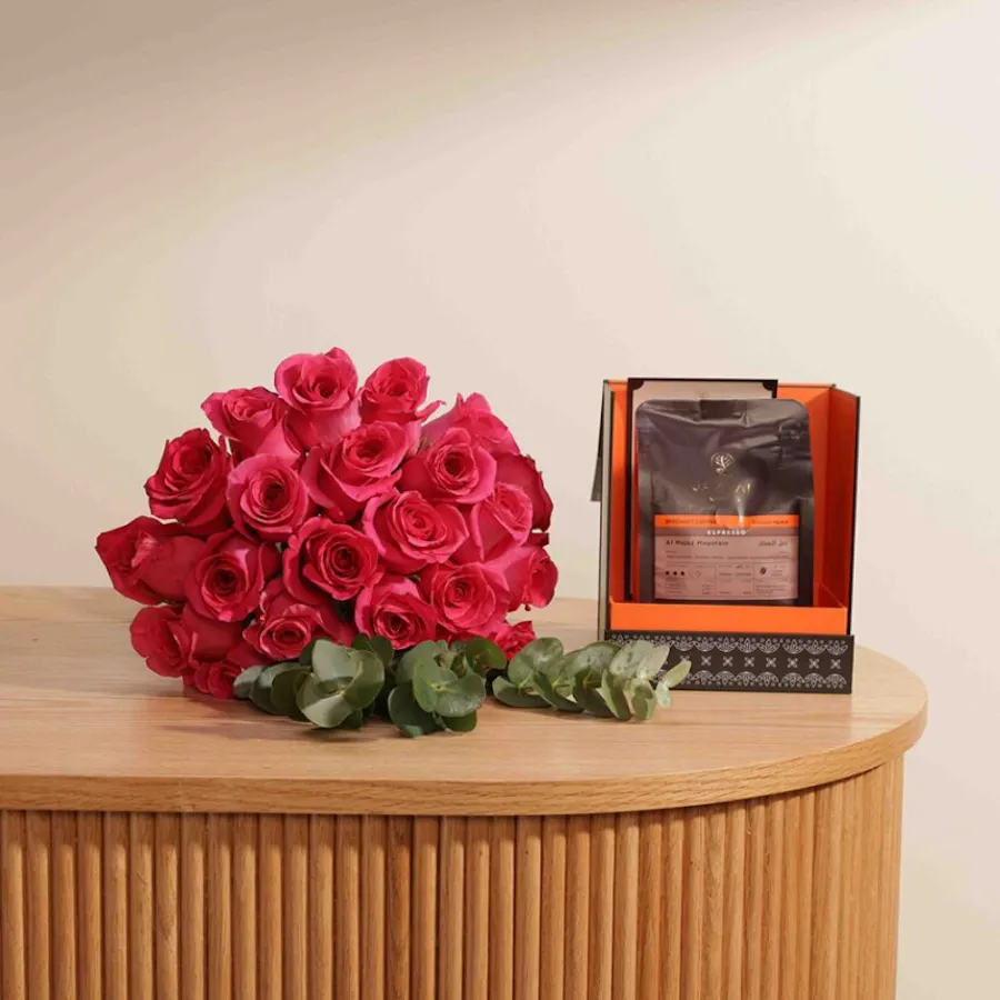 Jazean Al Majaz Mountain Coffe | Fuchsia Roses 3