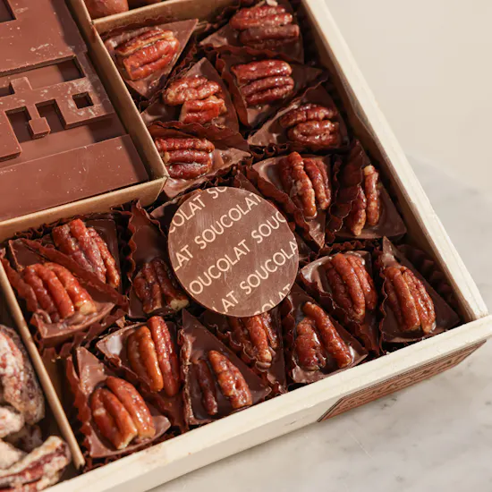 Soucolat Hajj Mabrur Large Chocolate Wood Tray | 990 g