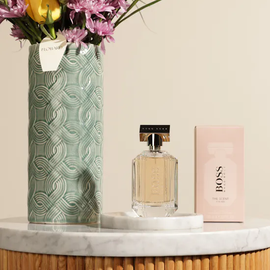 Hugo Boss The Scent For Her EDP | Classic Charm Flowers
