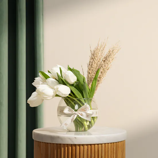 Dream White Tulip Vase