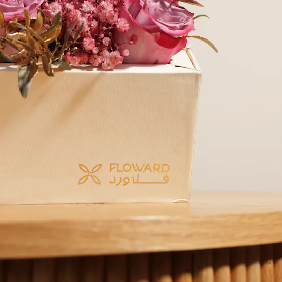 Abucci Chocolate Box | Soft Flowers