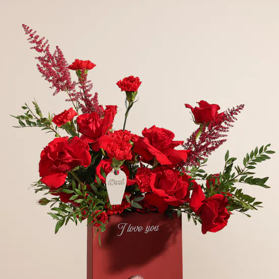 Maisam Qassem I Love You Red Flowers Vase
