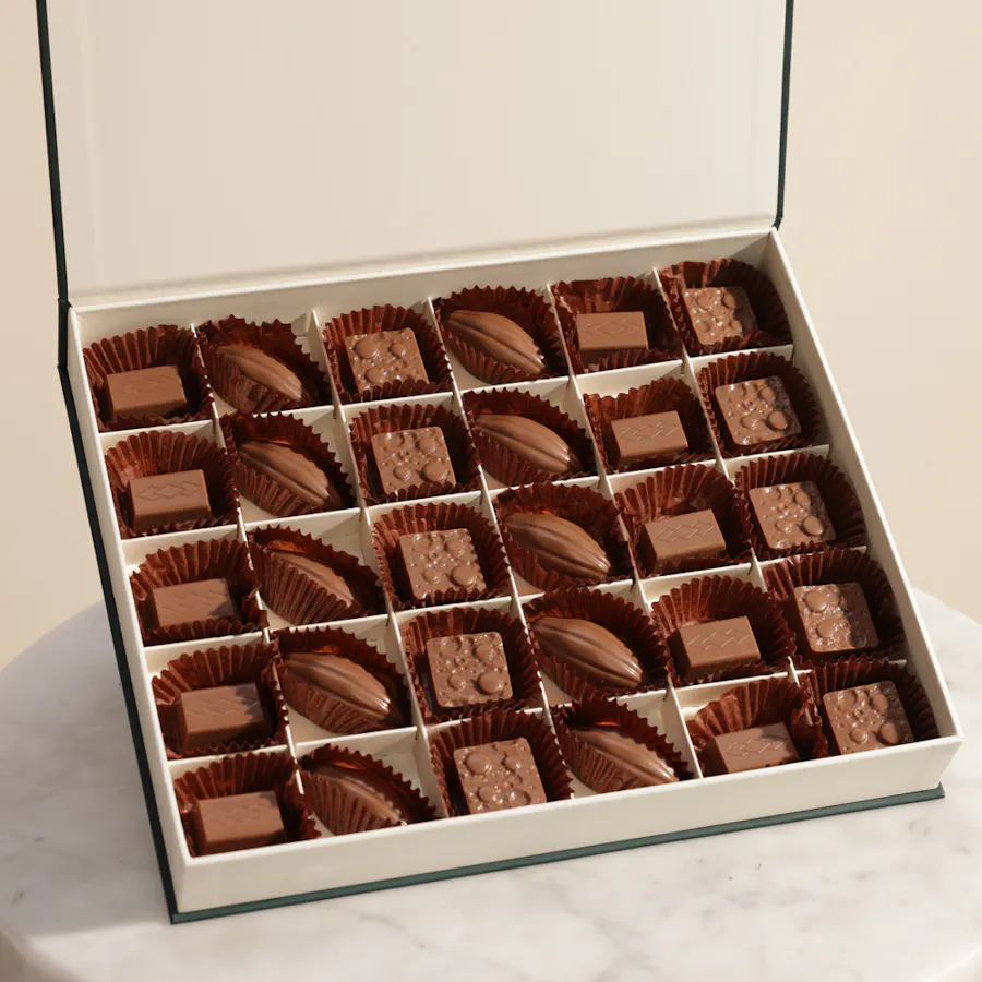 Floward Date Medium Chocolate Box 3