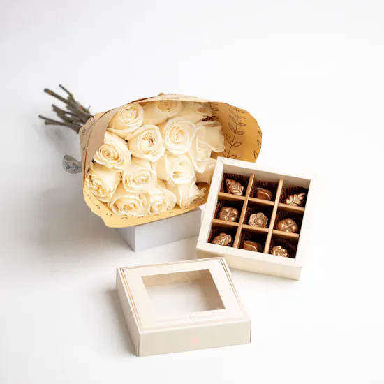 Chocolate Box | White Roses