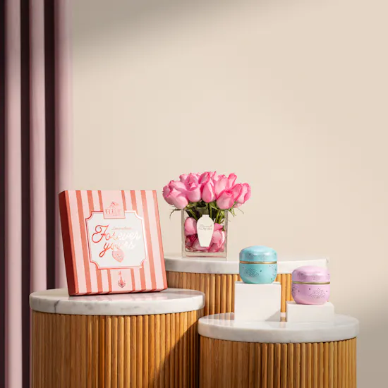 Candle Connection Scented Candles Set | Fleur Hearts Chocolates and Pink Roses