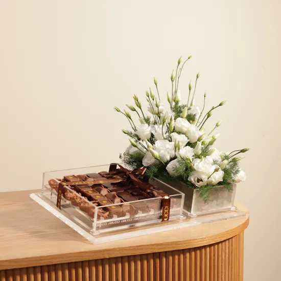 Abucci Chocolate Box | Pure Eustoma Flowers