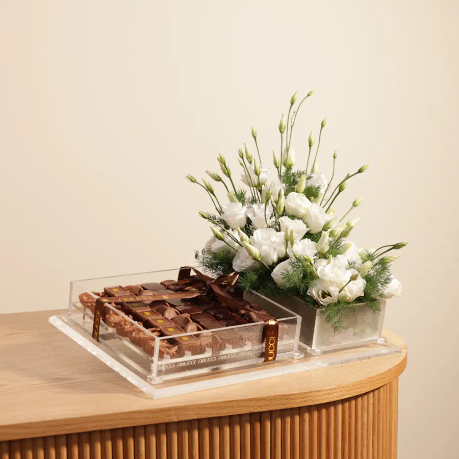 Abucci Chocolate Box | Pure Eustoma Flowers  2