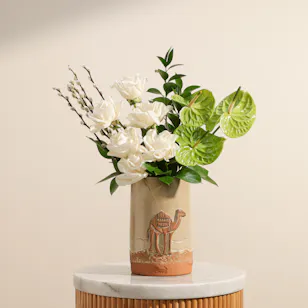 Elegant Flowers Vase 