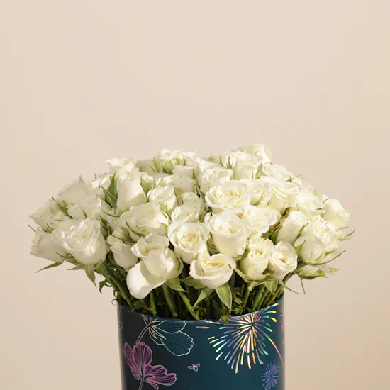 Exquisite White Baby Rose Box | 25 Flowers
