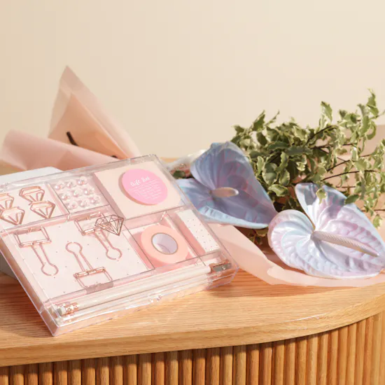 Jarir Bookstore Stationery Set | Delicate Flowers