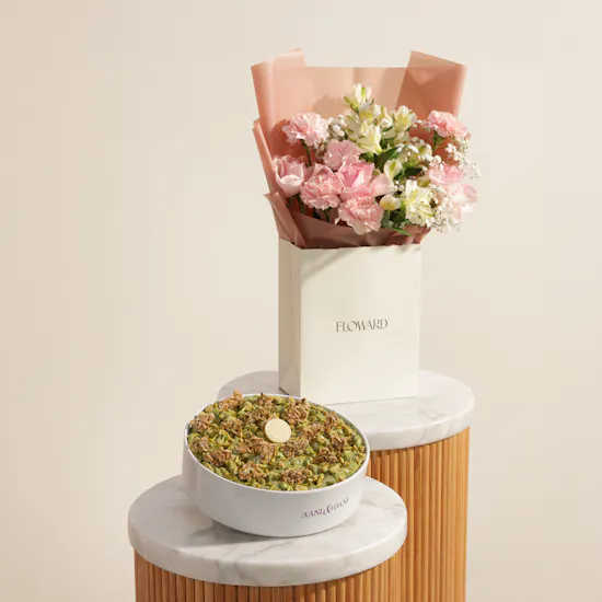Aani & Dani Pistachio Pudding Cake | Soft Devotion Flower Bouquet