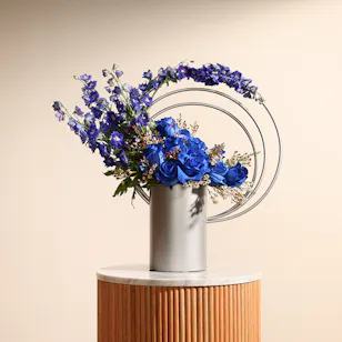 Stunning Flowers Vase
